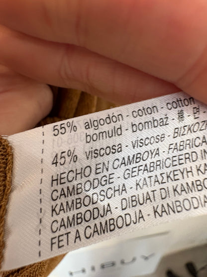 ZARA.  top fino camel hombros