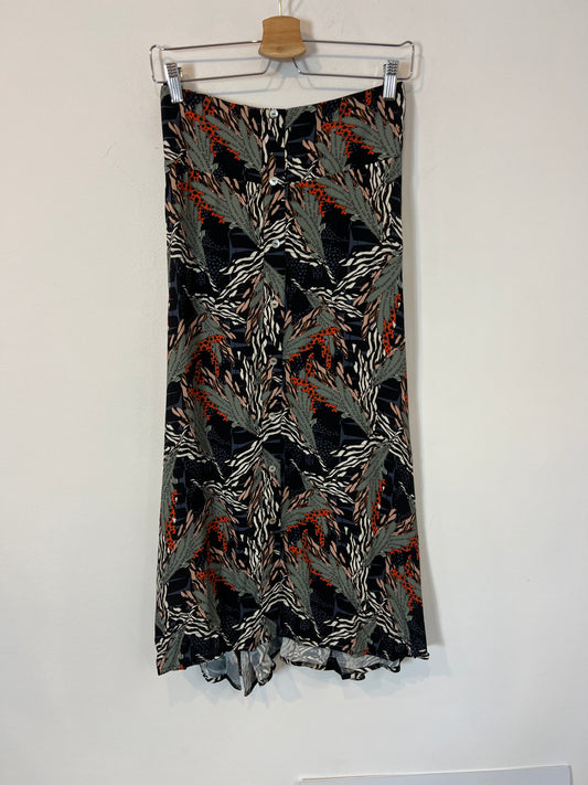 CIA MARITIMA. Falda midi abotonada estampada. T S