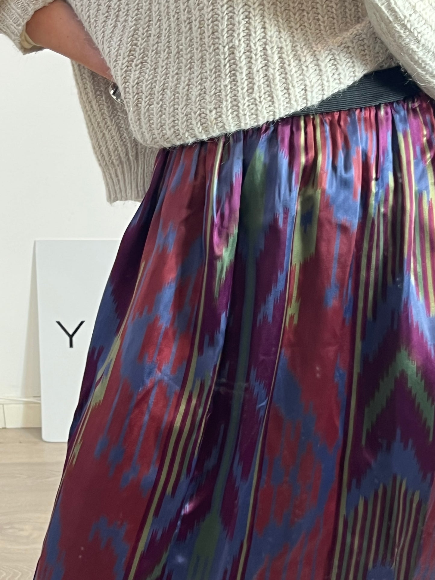 OTRAS. Falda midi estampada Tu(s/m)