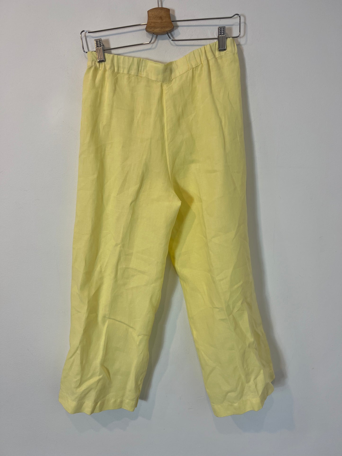 ZARA. Pastel yellow pleated linen trousers. Size 13-14 years (S)