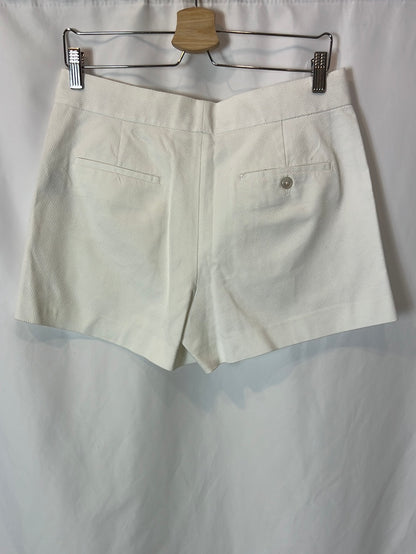 POLO RALPH LAUREN. White piqué Bermuda shorts. Size 38
