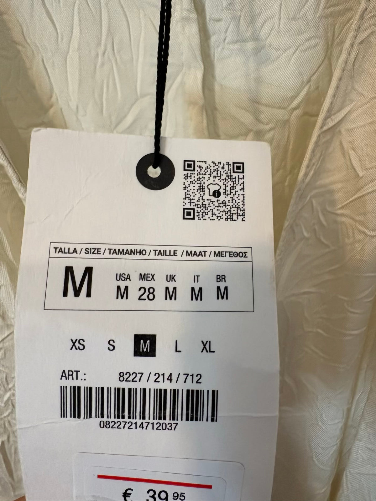 ZARA. Vestido midi textura en crudo