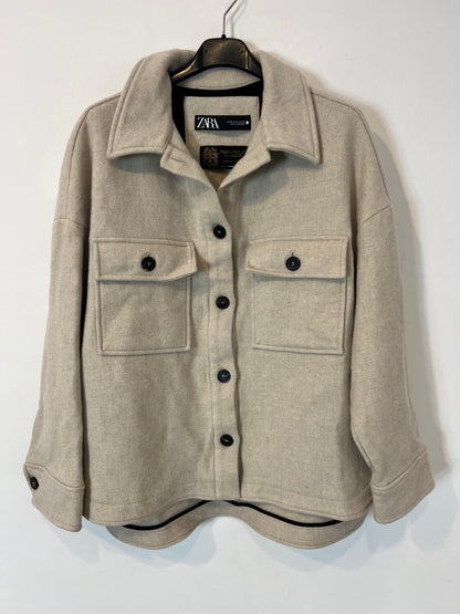 ZARA. Chaqueta lana beige botones T.m