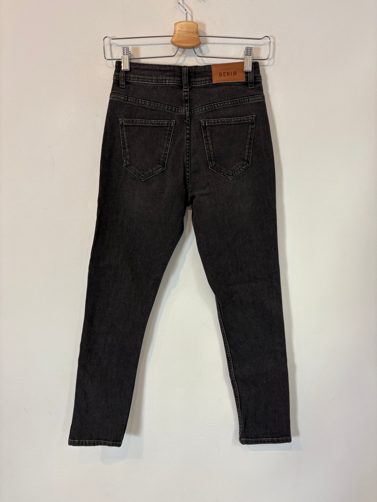 ISABEL MARANT ÉTOILE. Striped shirt with collar and cuff detail. TS