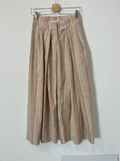 THE LABEL EDITION. Conjunto chaqueta y pantalón rayas. T XS/S