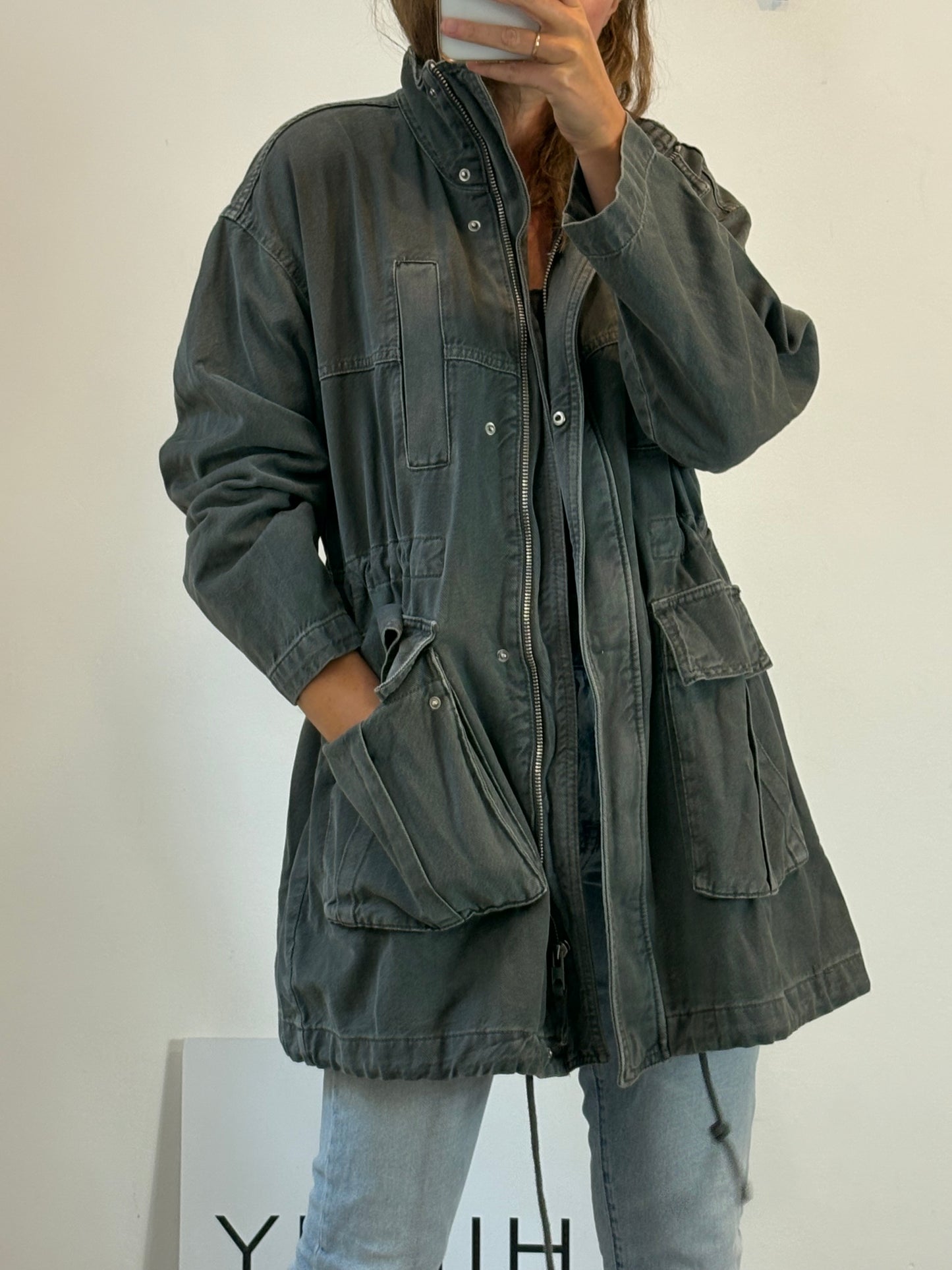 ZARA. Parka denim bolsillos