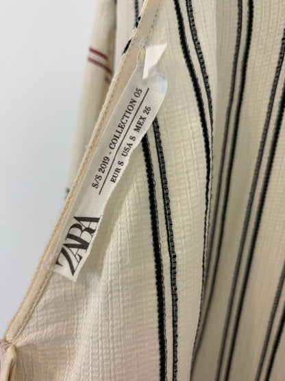 ZARA. Vestido largo rayas textura asimétrico. T S