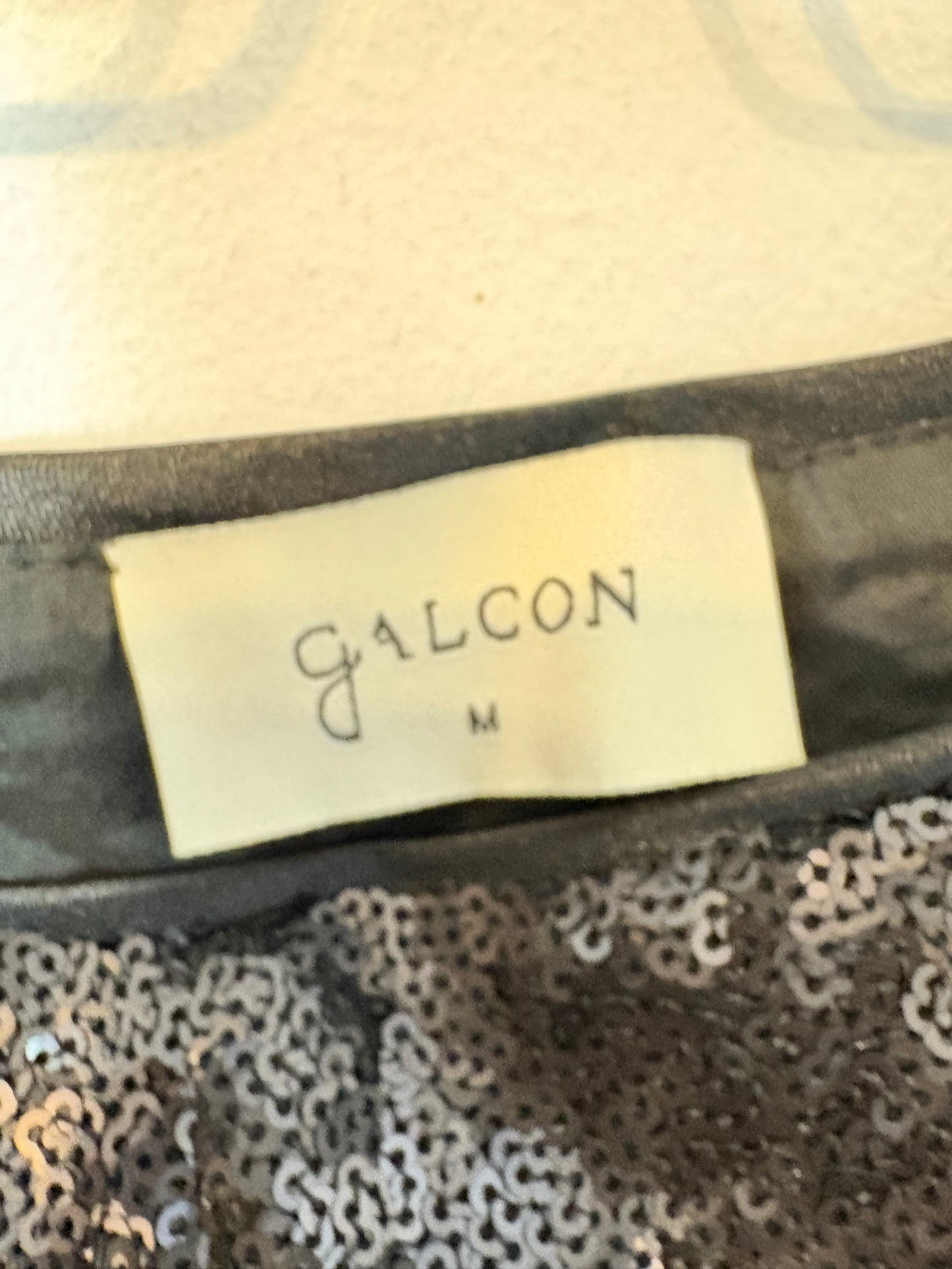 GALCON STUDIO. Falda midi lentejuelas