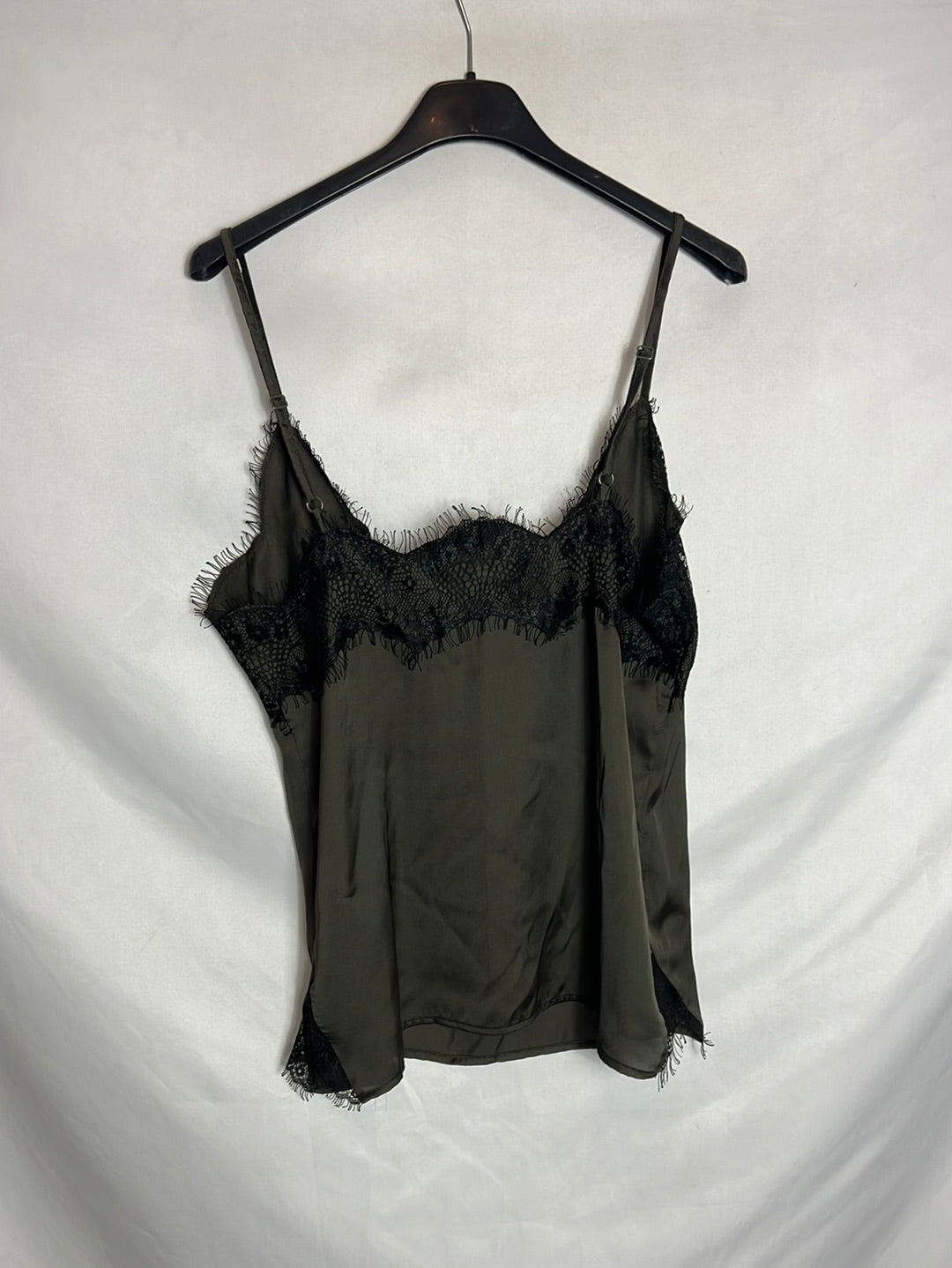 MANGO. Top lencero verde  T.s