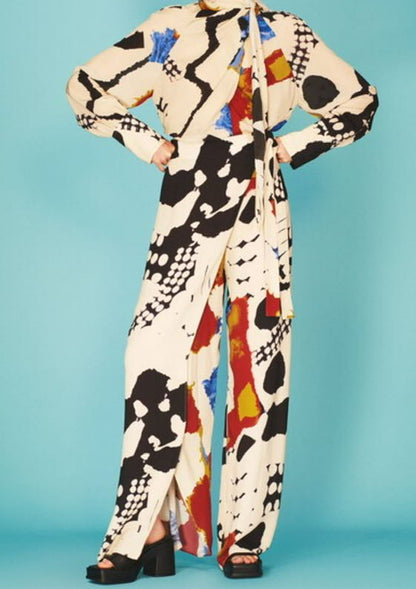 ZARA. Pantalón estampado efecto falda