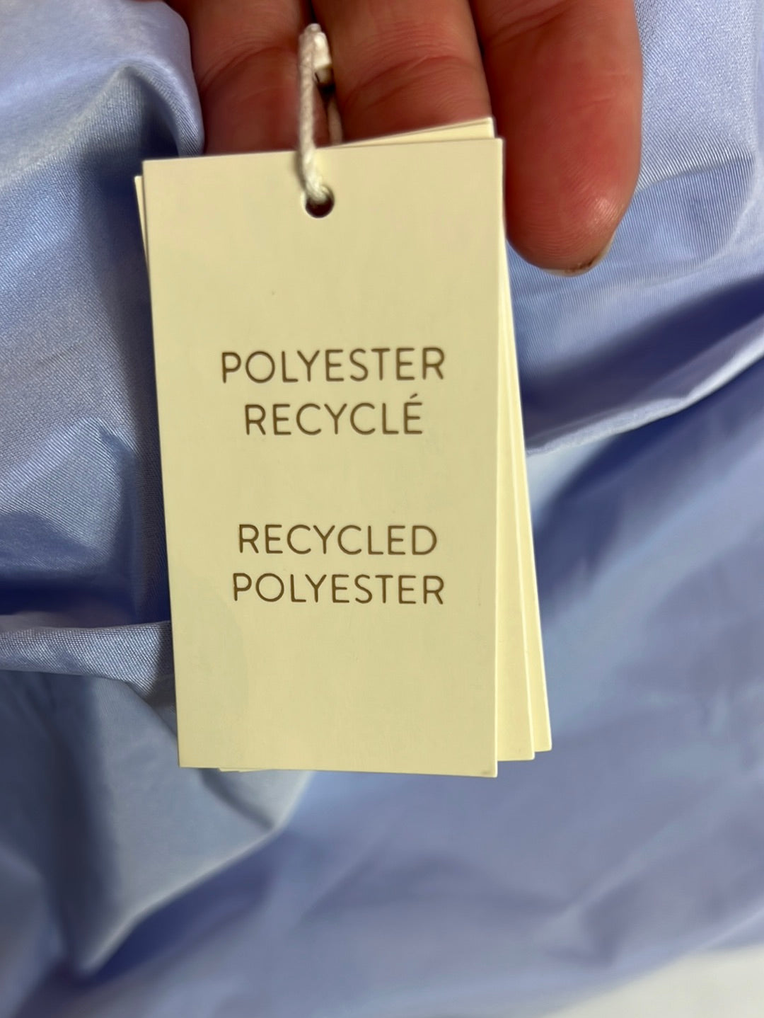 MAJE. Top asimetrico  azul claro. T 3(M)