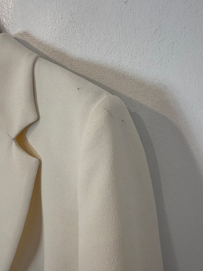 NAULOVER. Conjunto blanco roto fluido