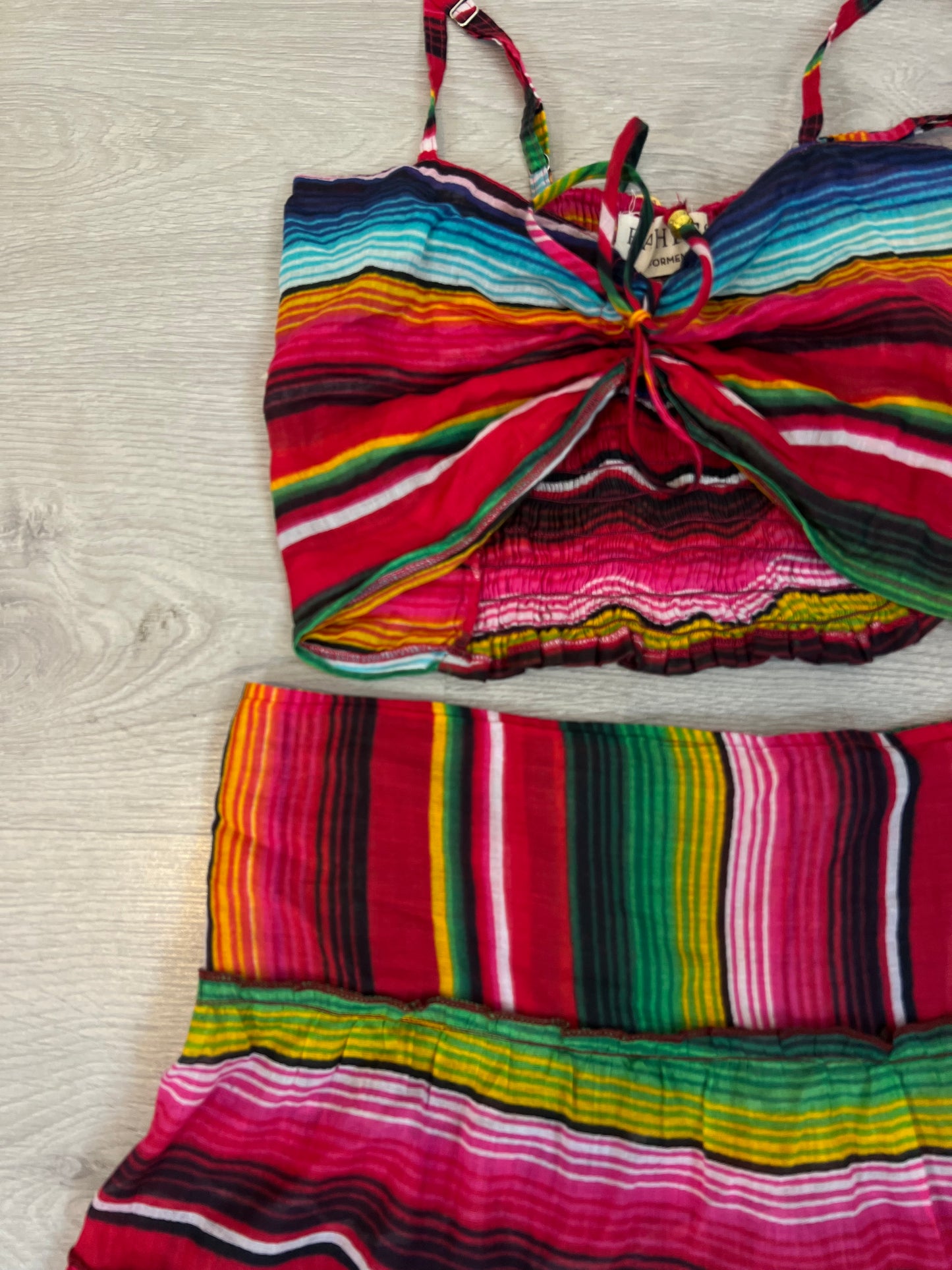 PAHIESA. Conjunto rayas fluido