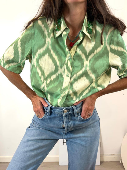 ZARA. Blusa vede tie dye abalorios