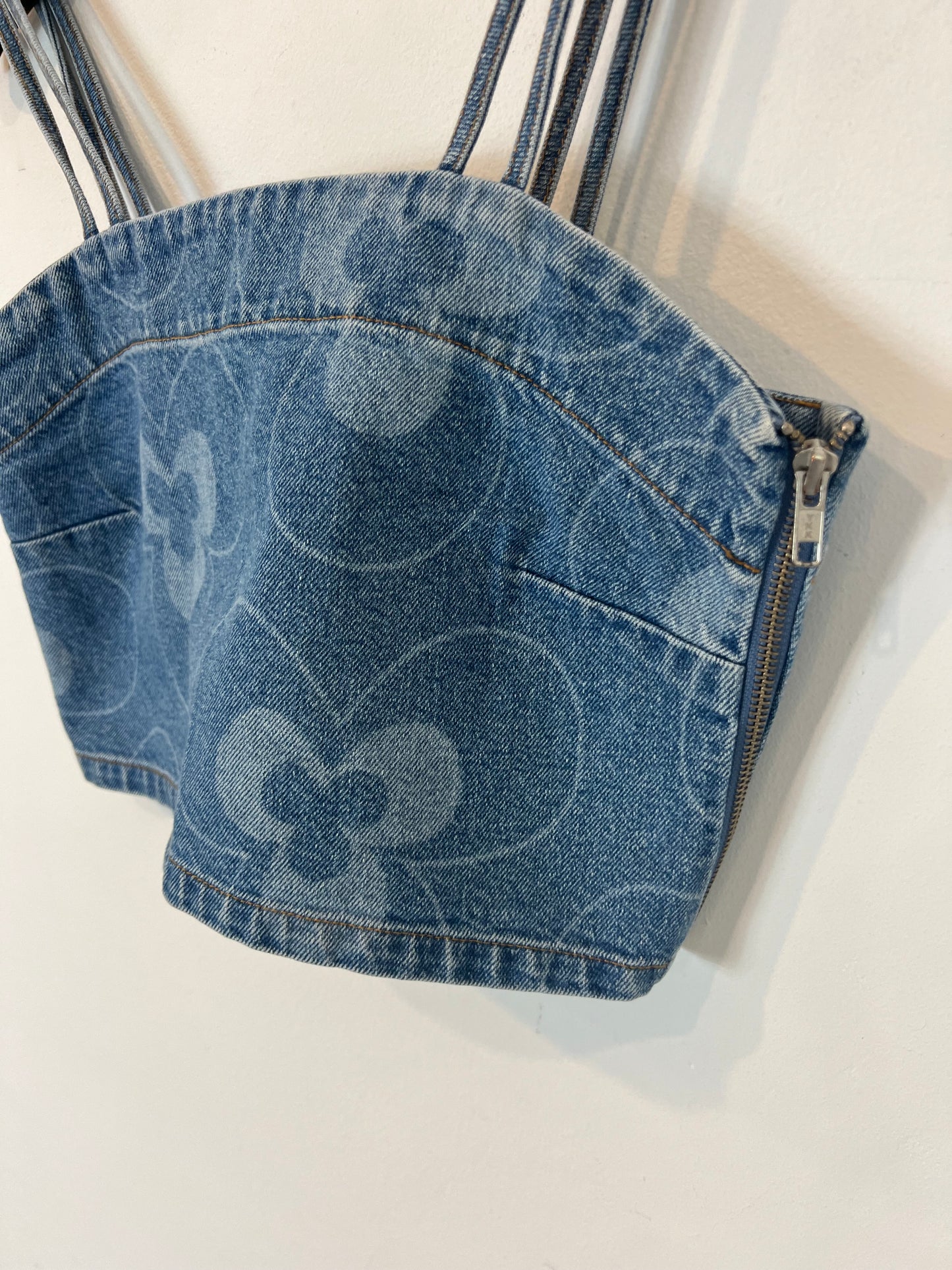 HOSBJERG. Top denim estampado. T S