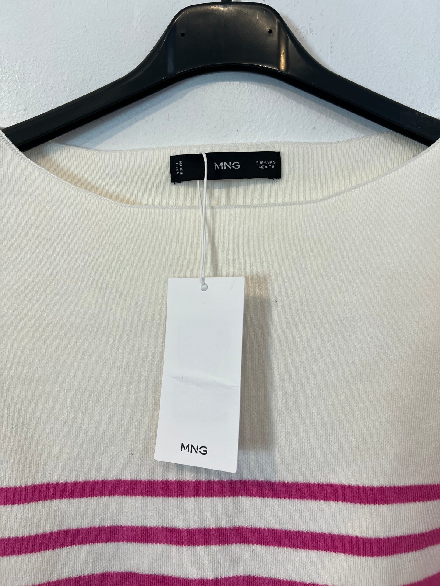 MANGO. Jersey blanco rayas