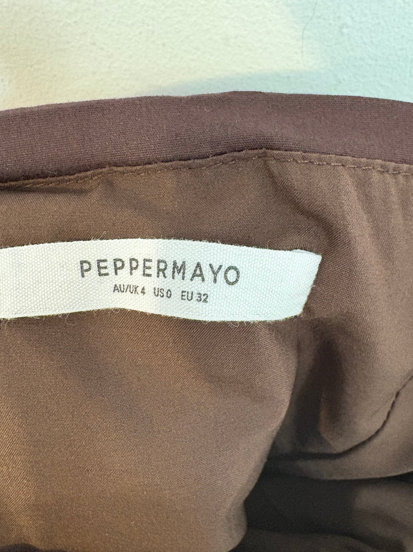 PEPPERMAYO. Vestido largo palabra de honor chocolate