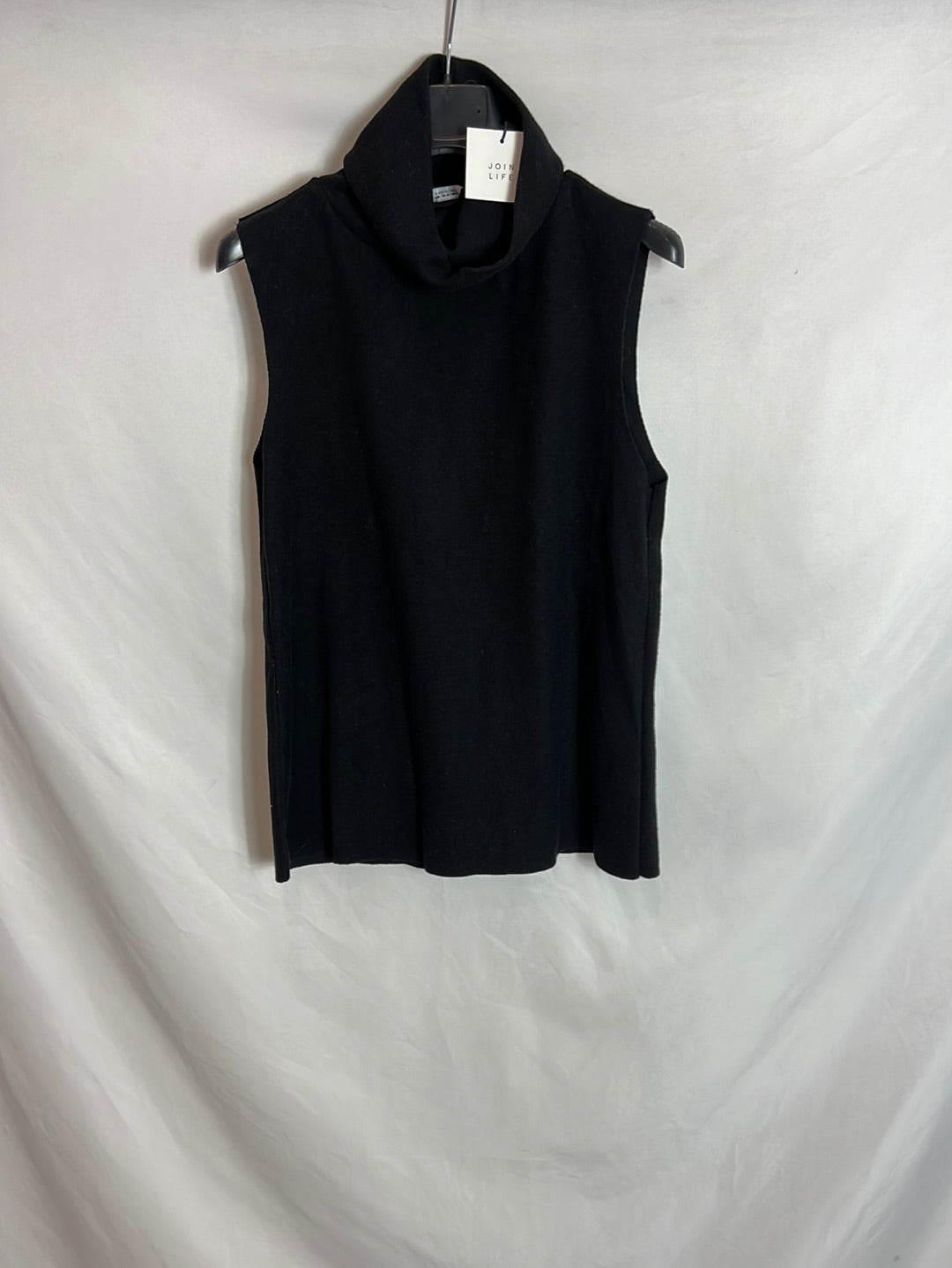 ZARA. Top negro punto T.s