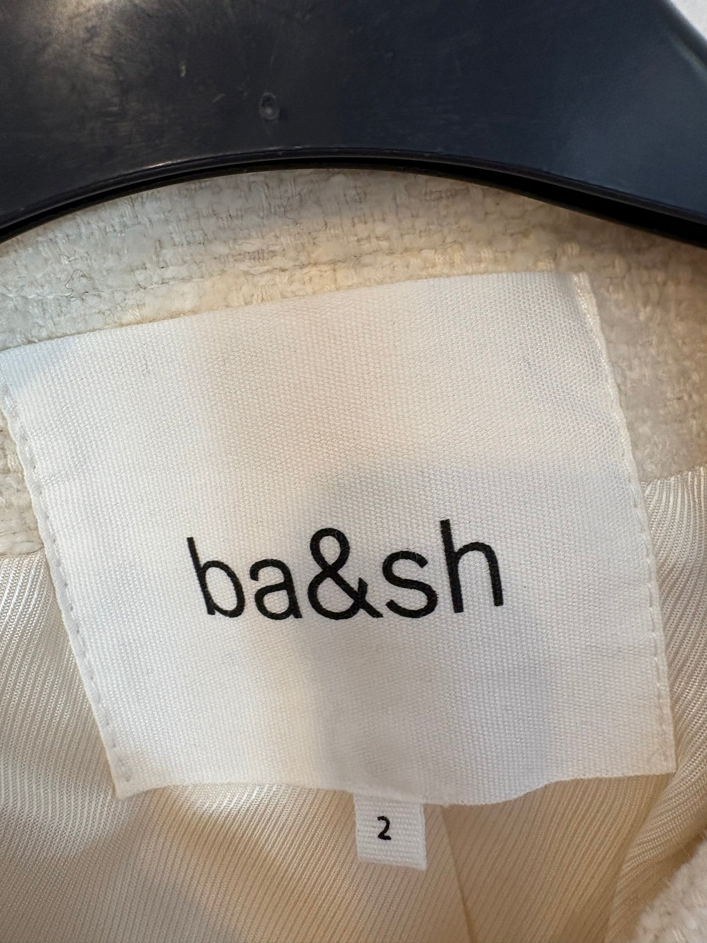 BA&SH. Chaqueta tweed botones relieve