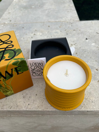 LOEWE. Vela aromática