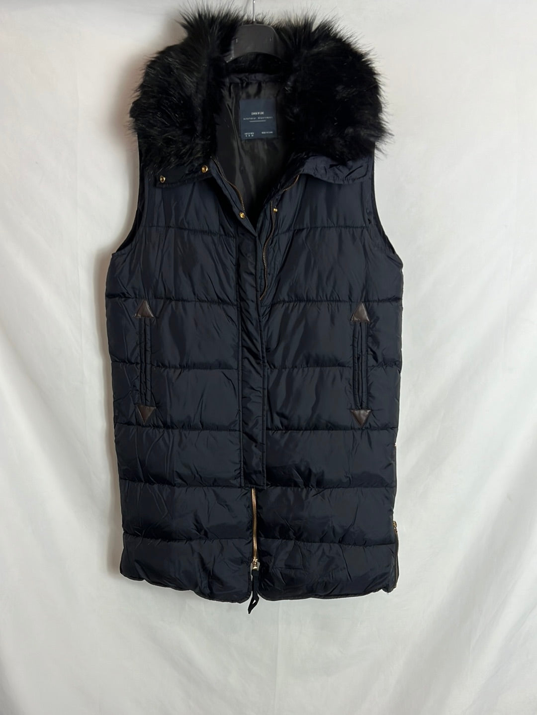 ZARA. Blue quilted vest. TM