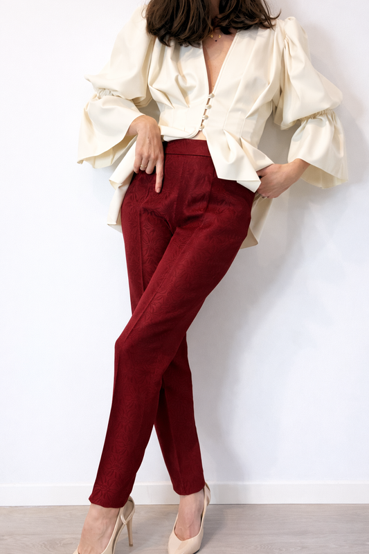 LOEWE. Pantalón pinzas burdeos anagrama