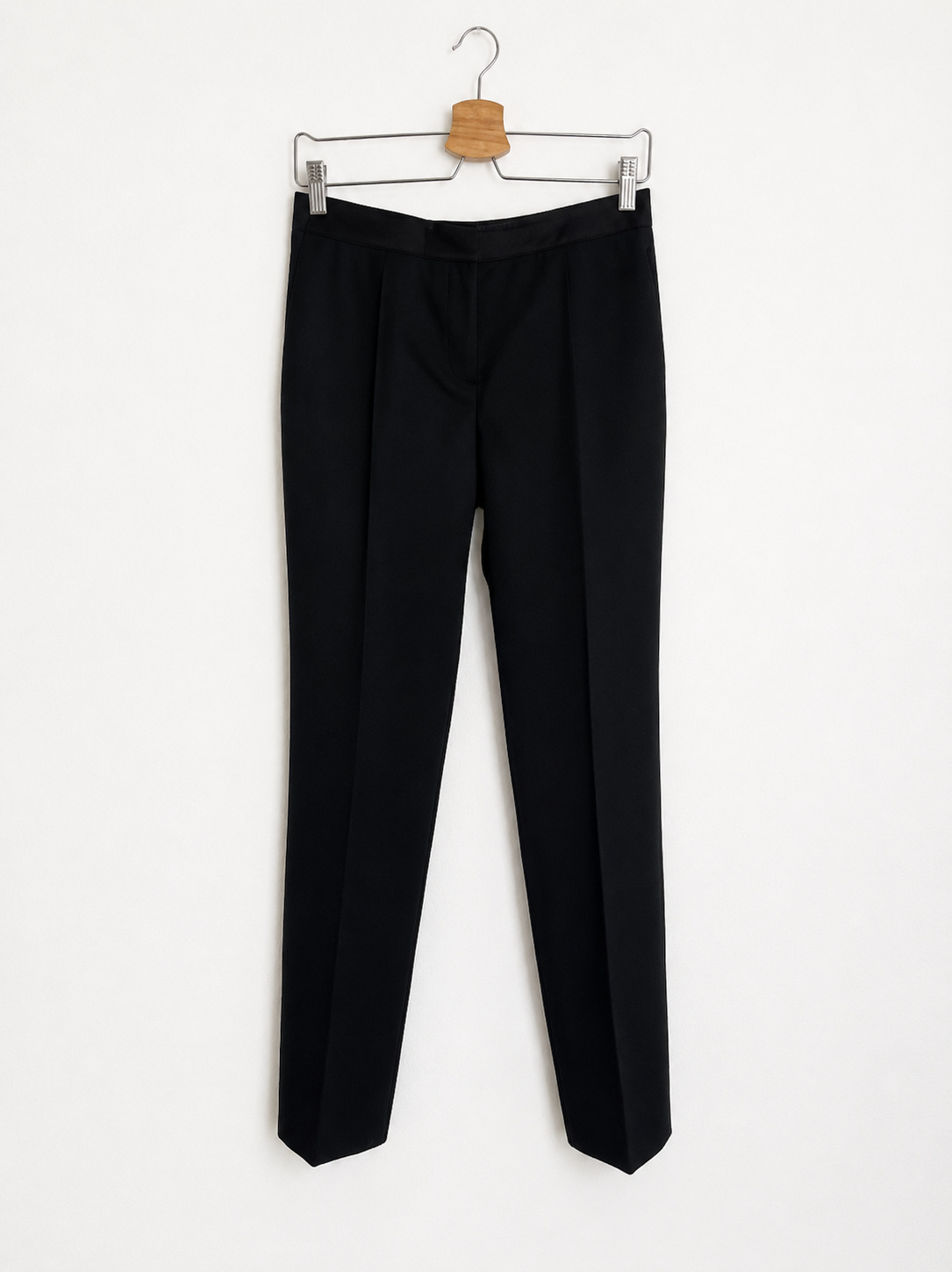LOEWE. Pantalones pinzas negros. T 38