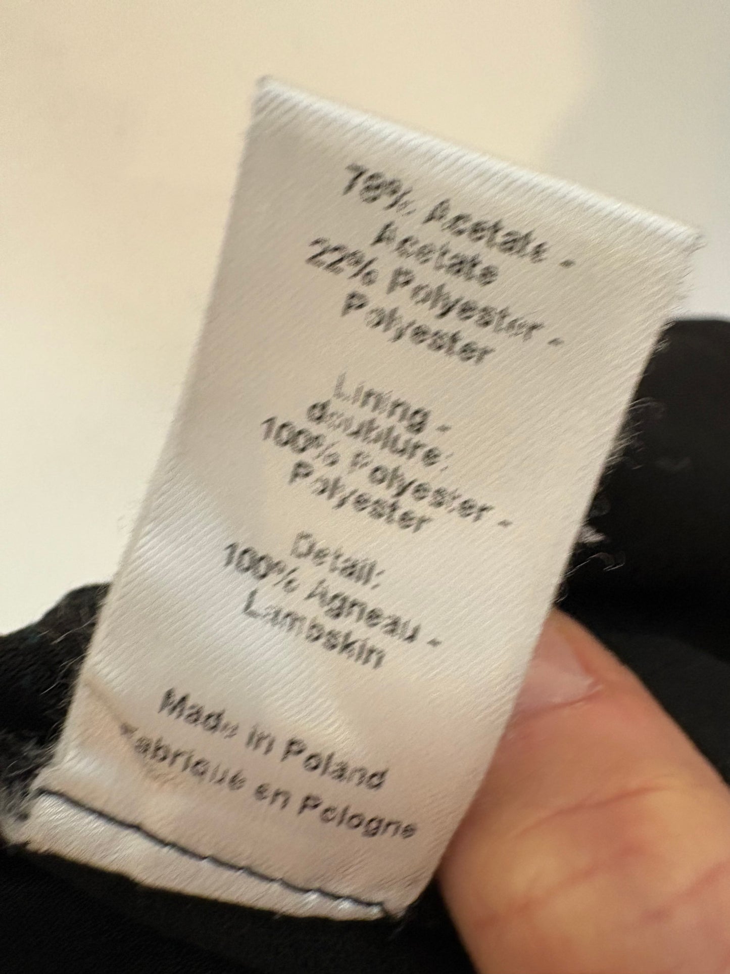 JOSEPH. Pantalón negro fluido detalles en piel