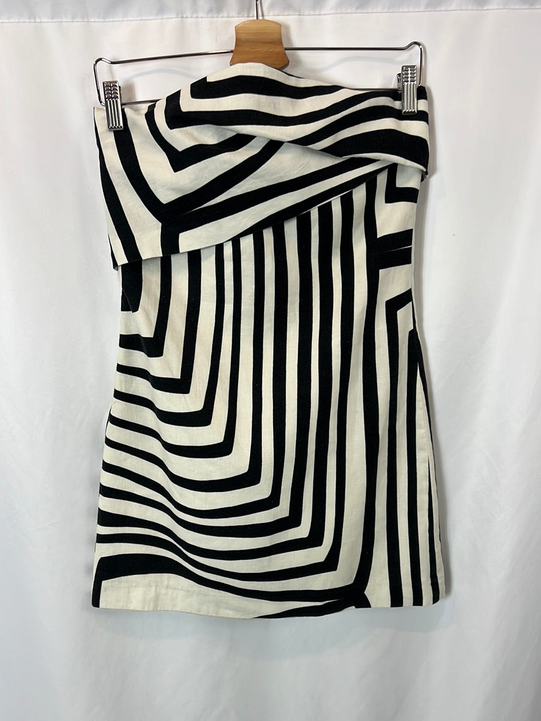 ZARA. vestido corto rayas  T.m