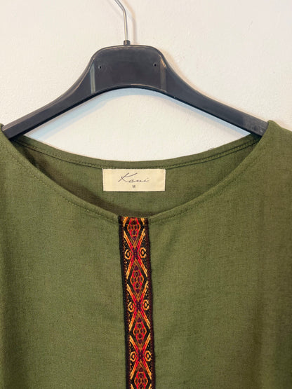 KAUI. Top verde detalle étnico T.m