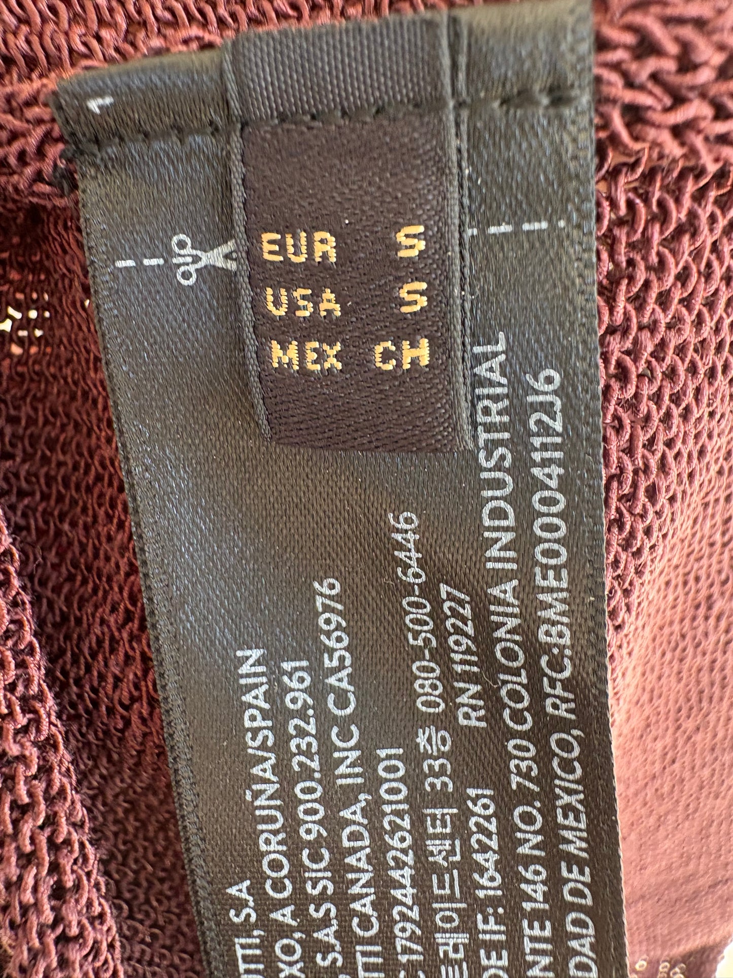 MASSIMO DUTTI. Top hilo marrón halter