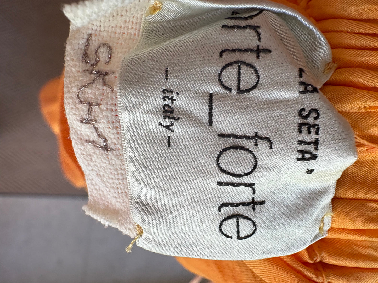 FORTE FORTE. Falda mandarina cruzada seda