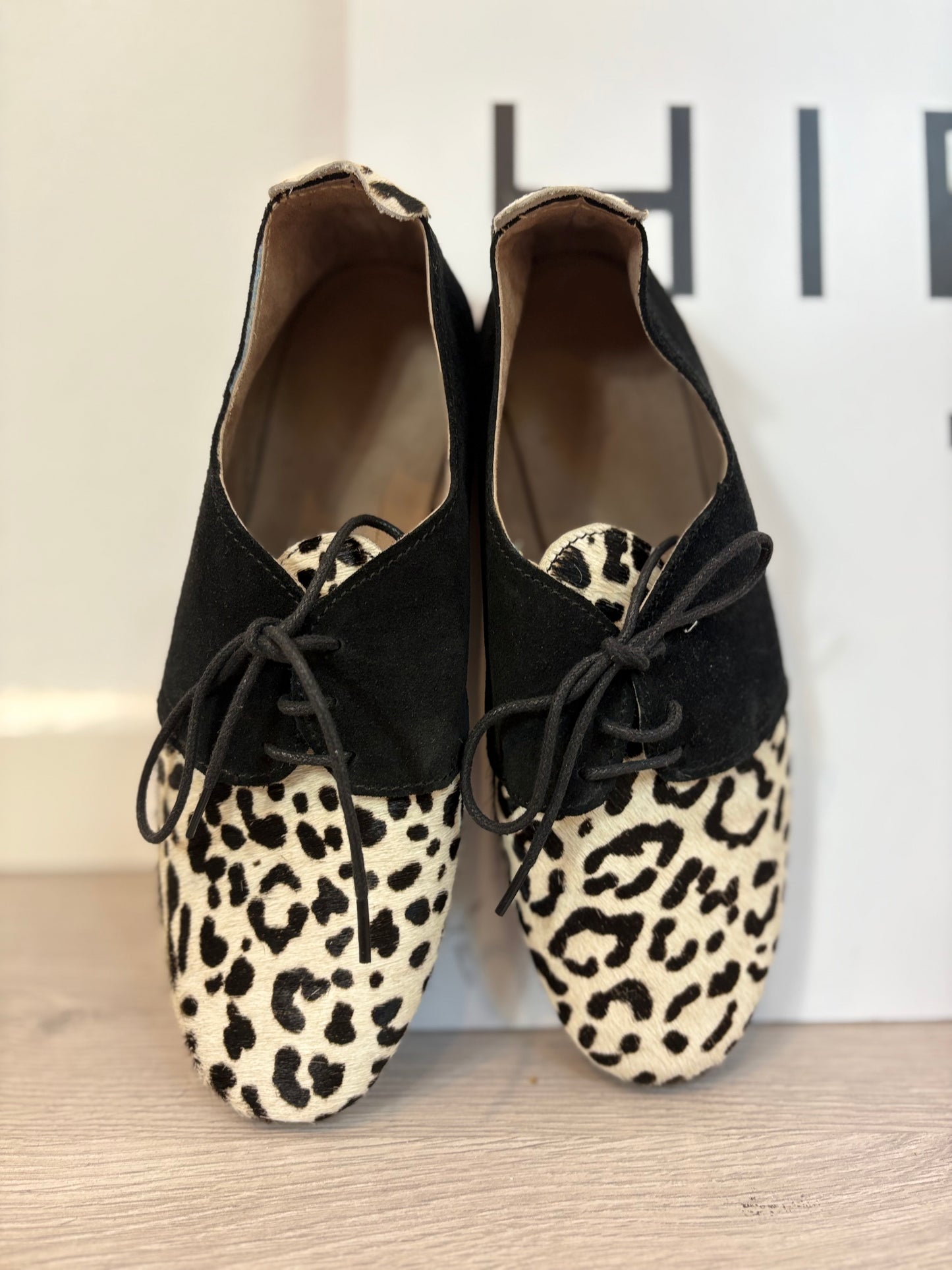 OTRAS. Zapatos piel cordones. T 38