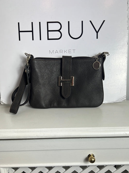 BIMBA Y LOLA. Bolso negro piel brillo. – Hibuy market