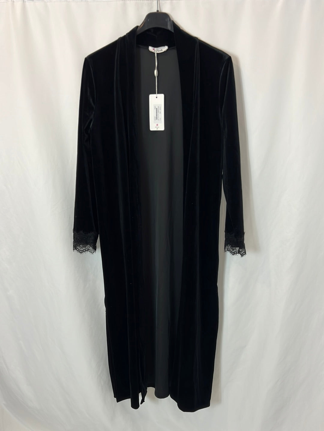 ALGO BONITO. Kimono largo negro encaje Tu(m)