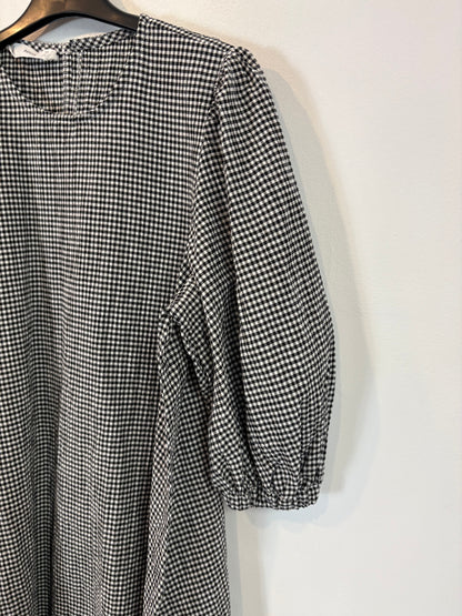 ZARA. Mustard textured back top. TS