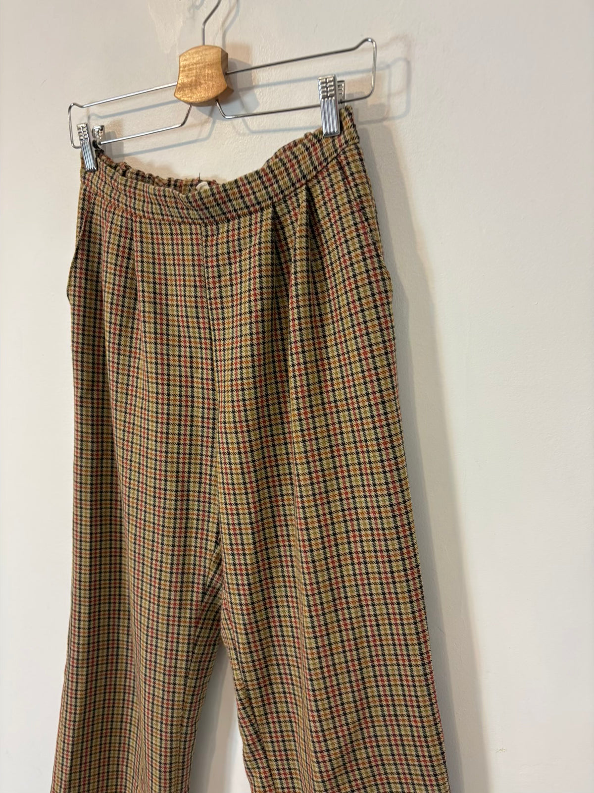 TRIANABYC. Pantalón lana pinzas