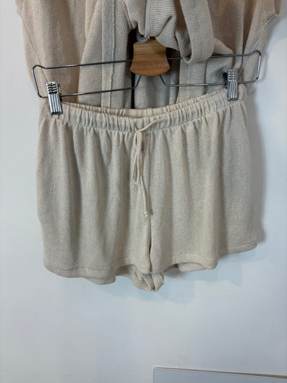 ZARA. Conjunto beige punto