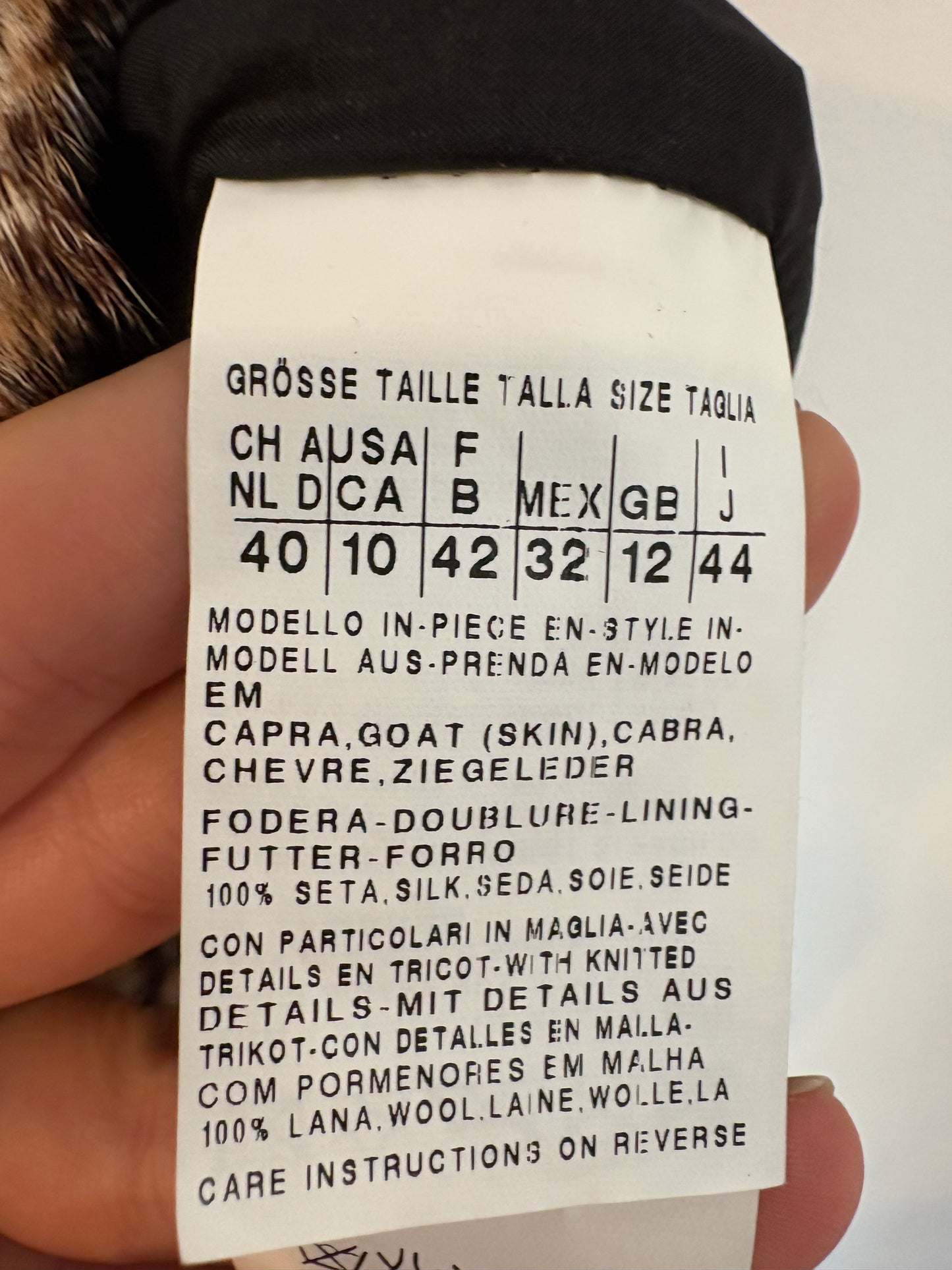 SPORTMAX. Top pelo natural y seda. T 42 (M)