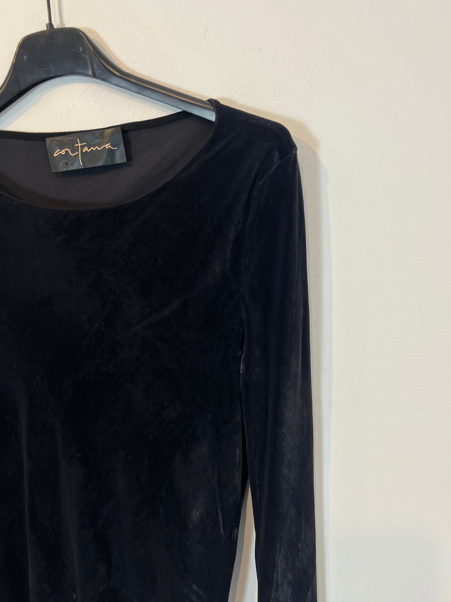 CORTANA. Vestido midi terciopelo azul. T 38 (tara)