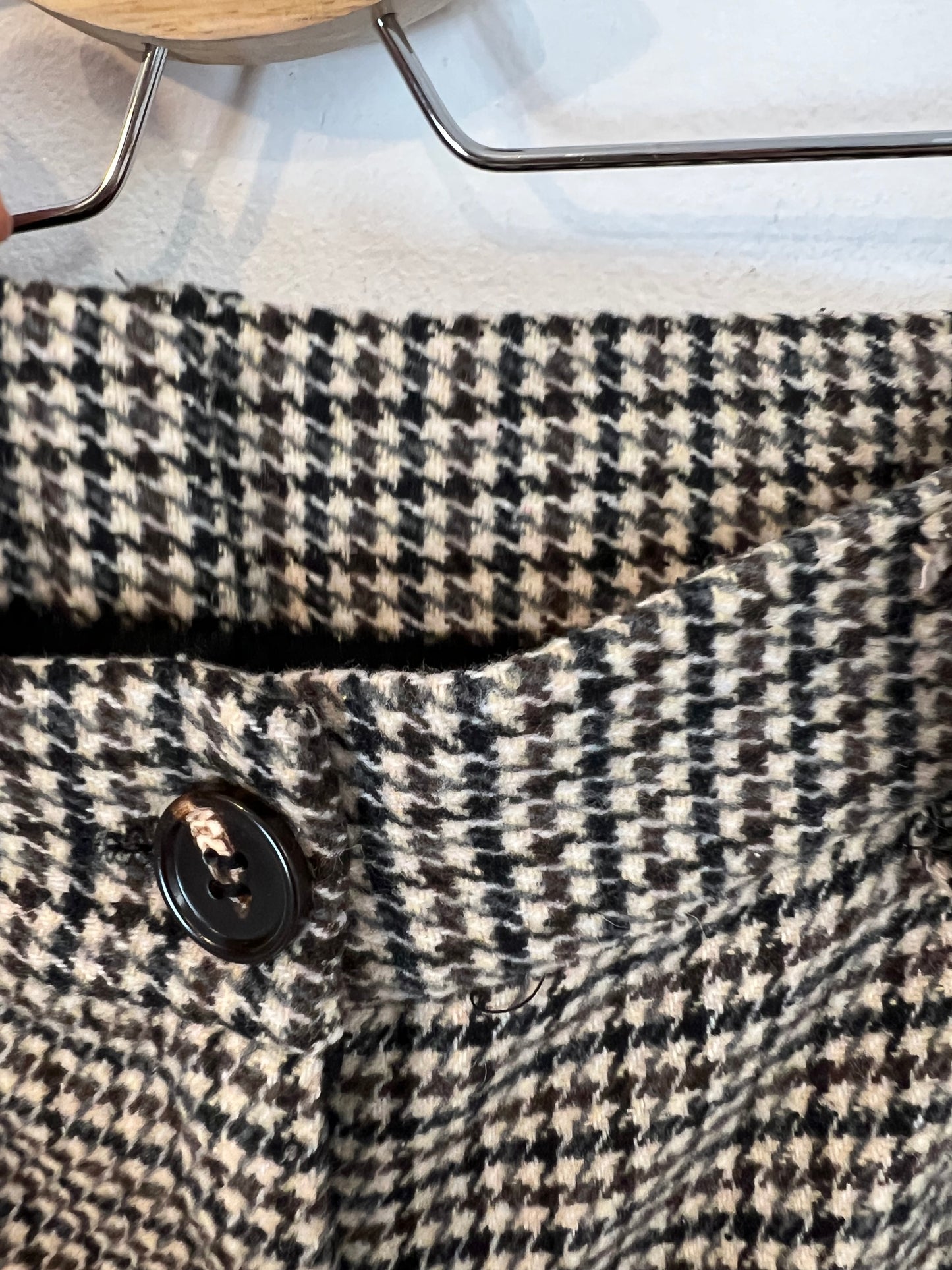 OTHERS. Brown houndstooth trousers size 36