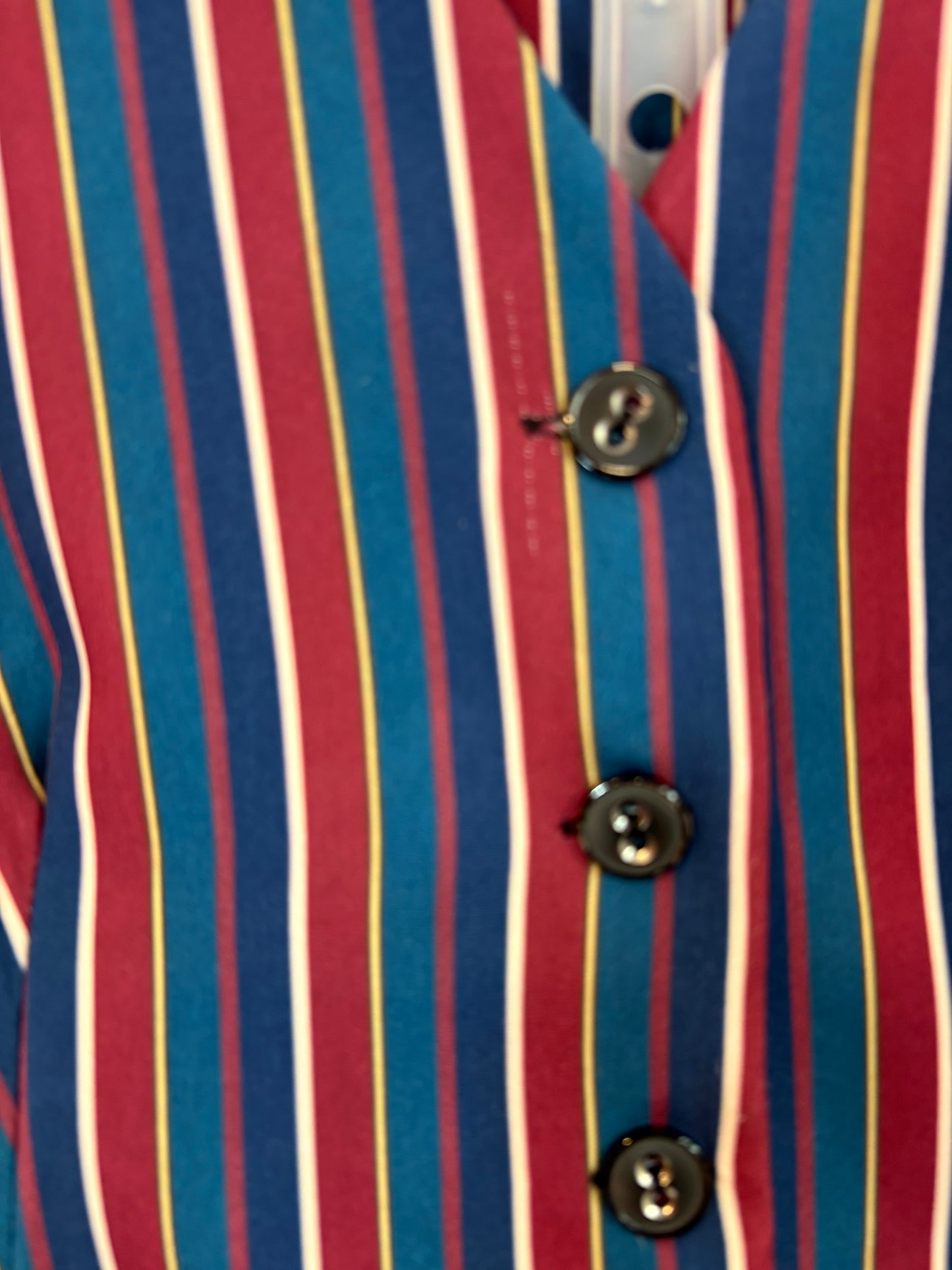 Conjunto de rayas chaleco y pantalón