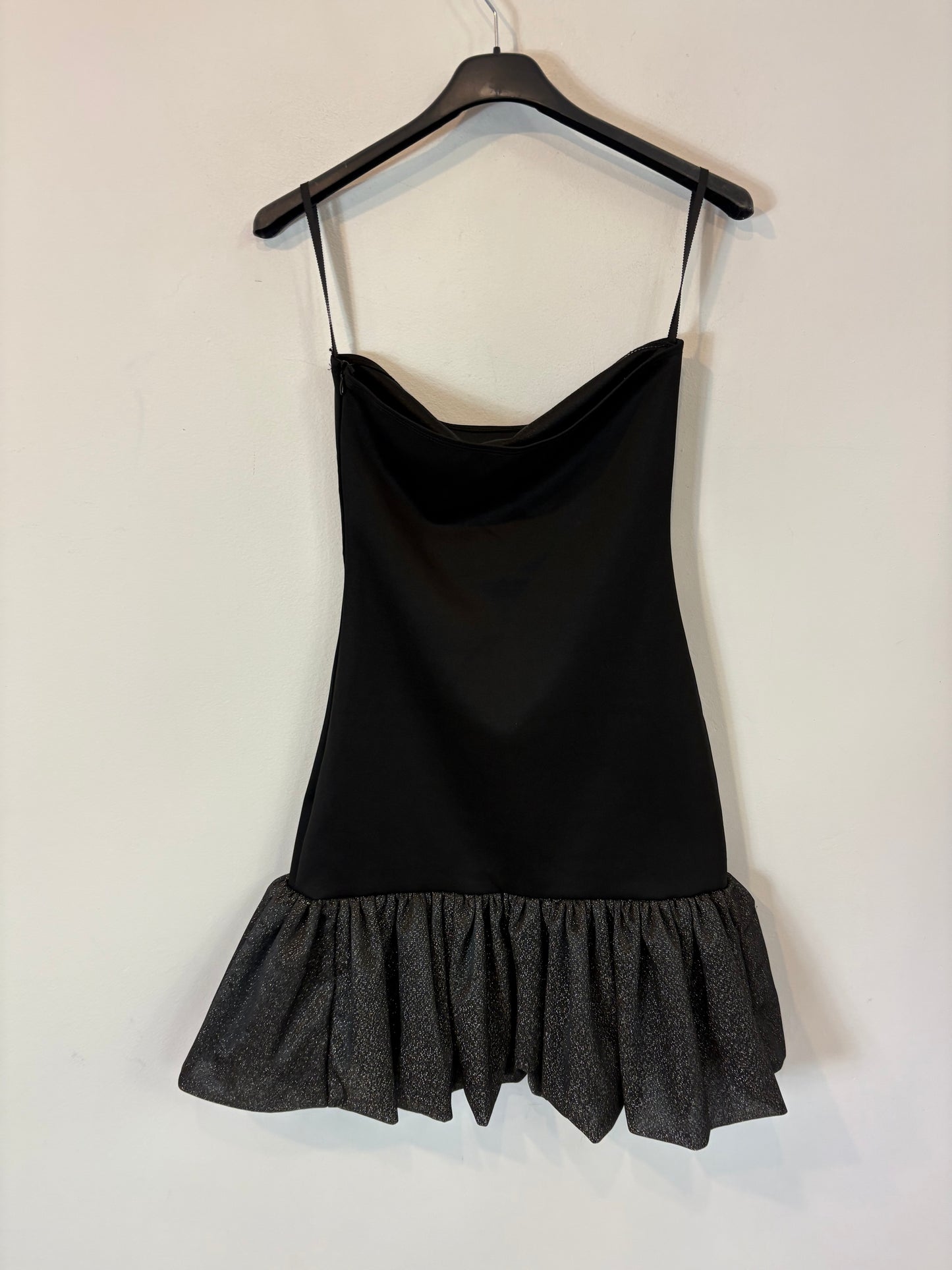 BOMBOM. Vestido palabra de honor volante. T XS