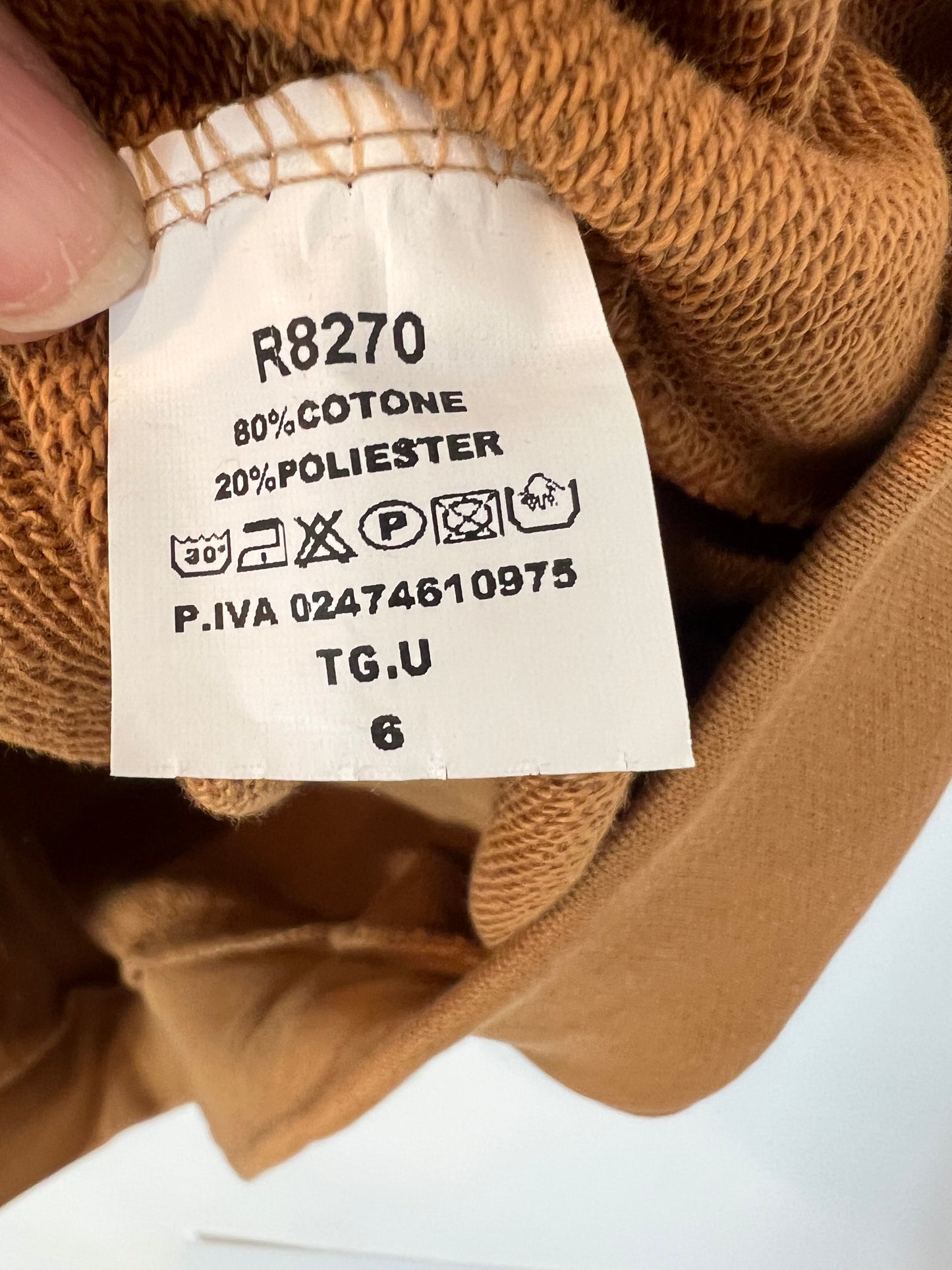 MARIBEL FUENTES. Sudadera camel flor T.u(m)