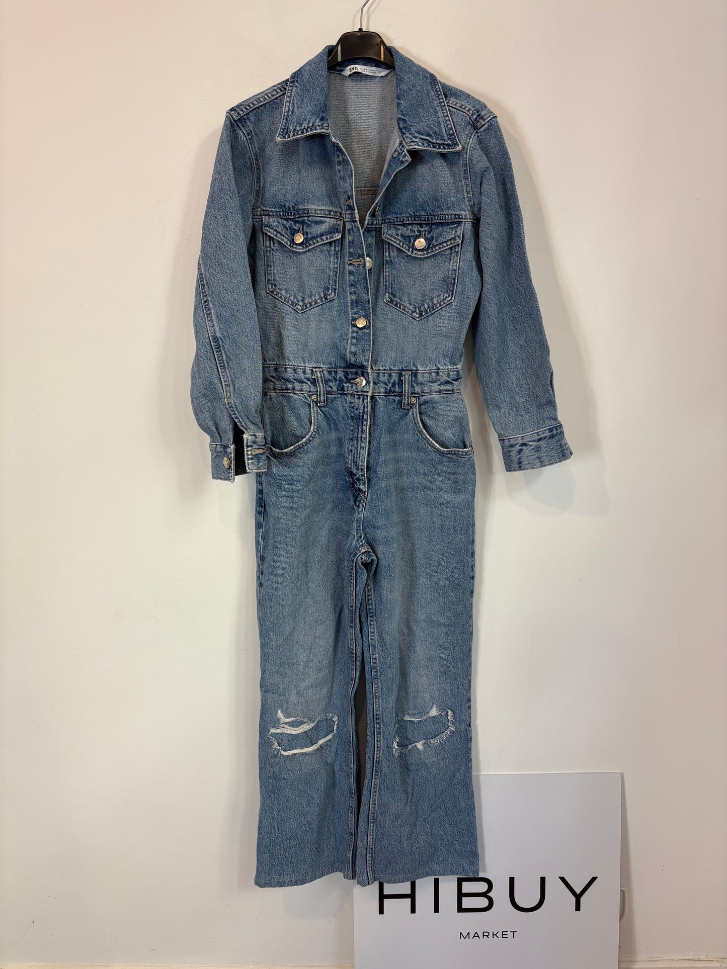 ZARA. Mono denim bolsillos