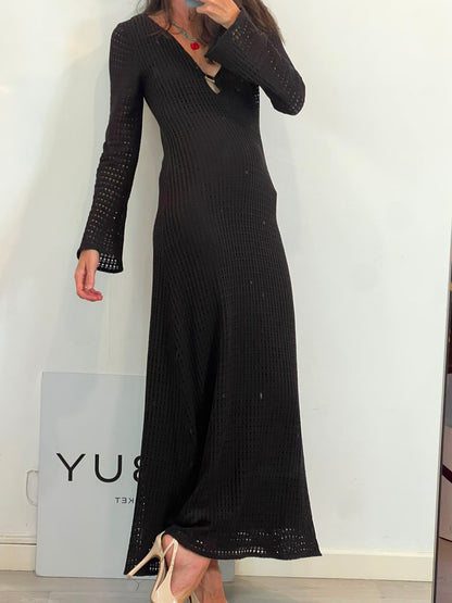 ZARA. Vestido largo negro croché