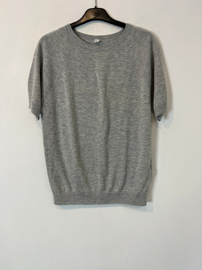 UNIQLO. Top punto gris T.xs
