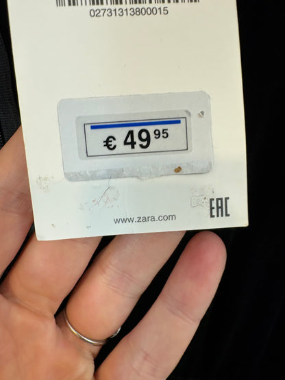 ZARA. Mono largo negro terciopelo. T XS