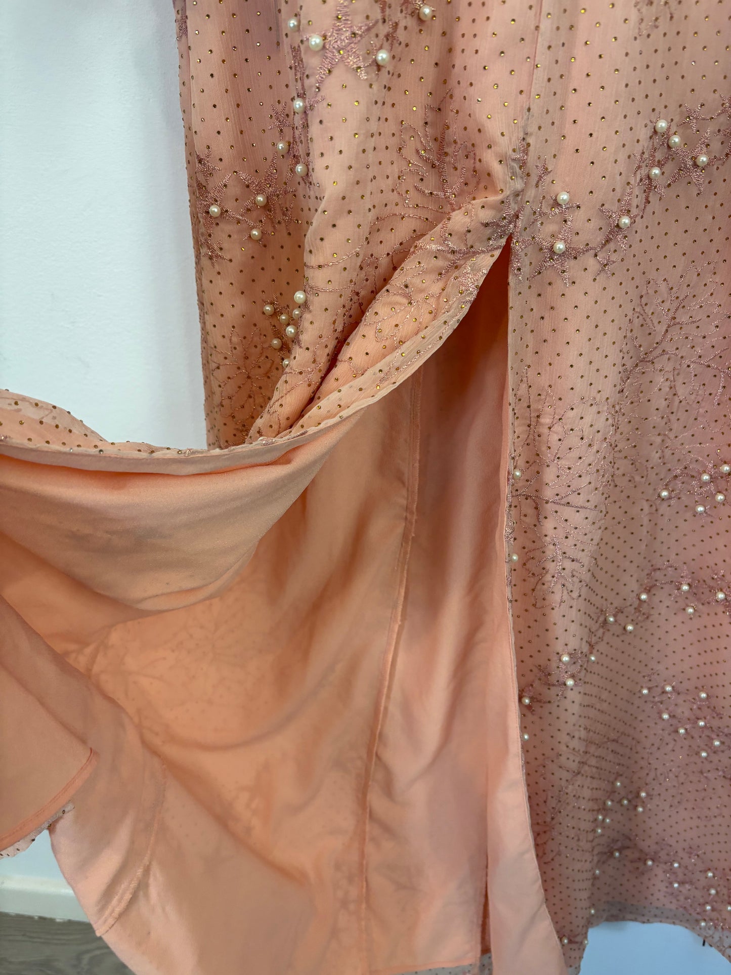 ZARA. Mustard textured back top. TS