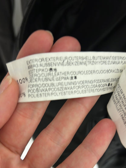 ZARA. Chaqueta piel negra guateada. T M